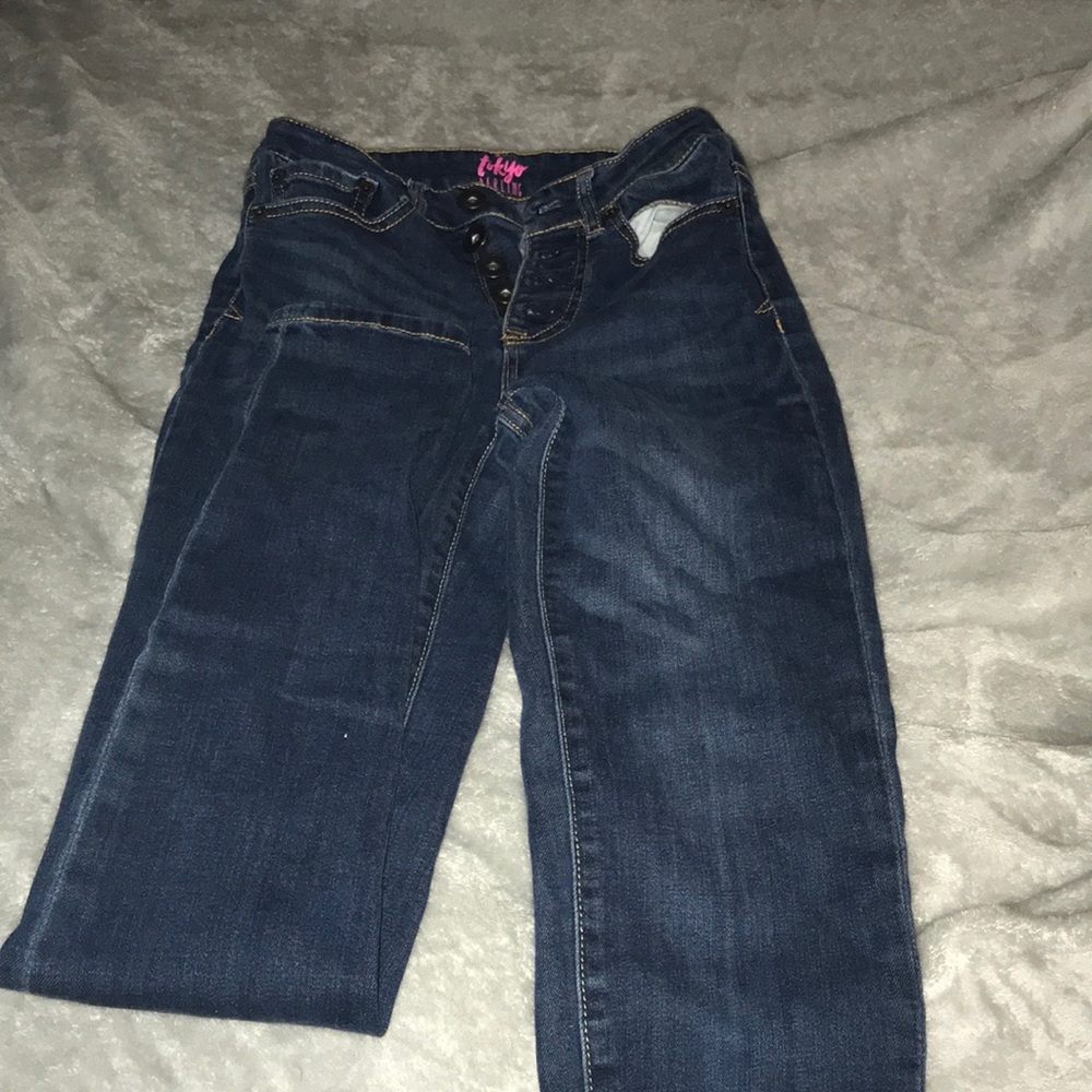 High waisted jeans